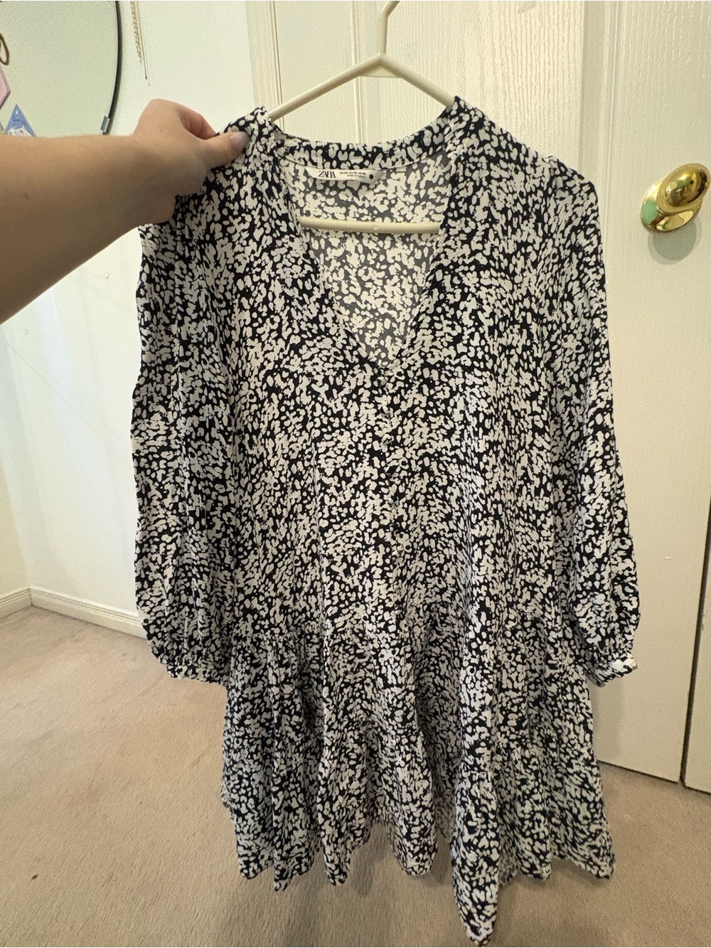 Zara Black and White Floral V-Neck Tiered Mini Dress